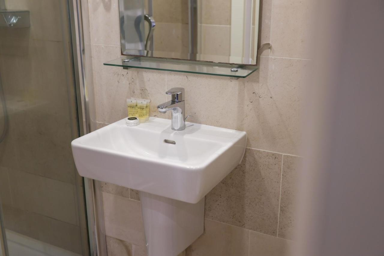 Private Studio Flat Apartment ลอนดอน ภายนอก รูปภาพ